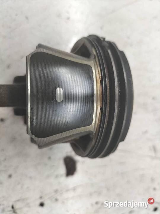 TŁOK KORBOWÓD 09 900 TCE Renault Clio III