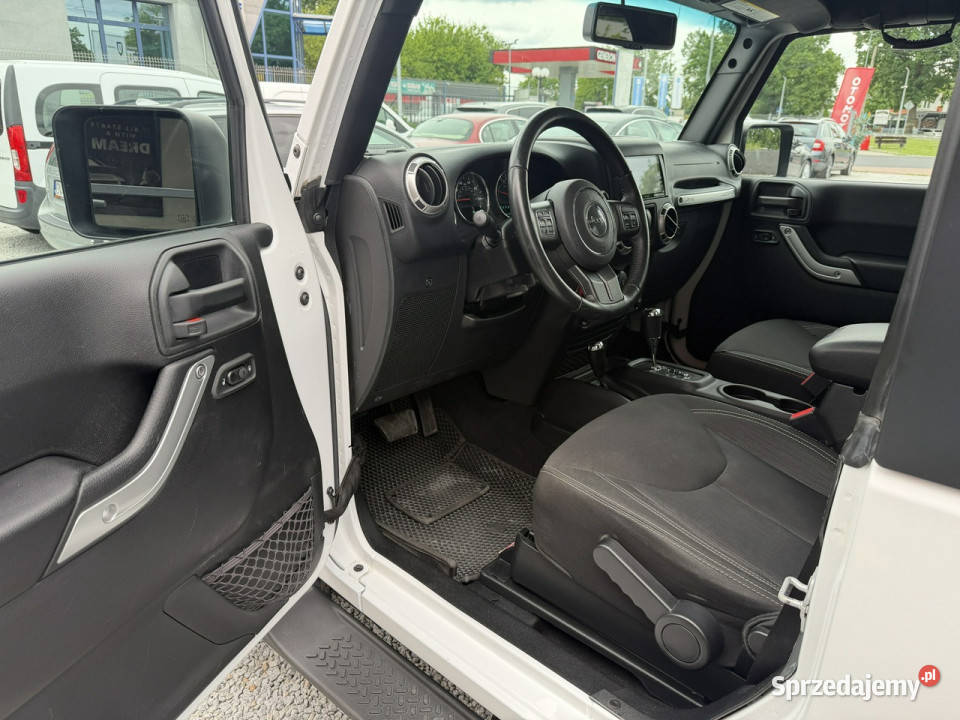 Jeep Wrangler SAHARA Podgrzewane fotele Kamera wspomaganie kierownicy