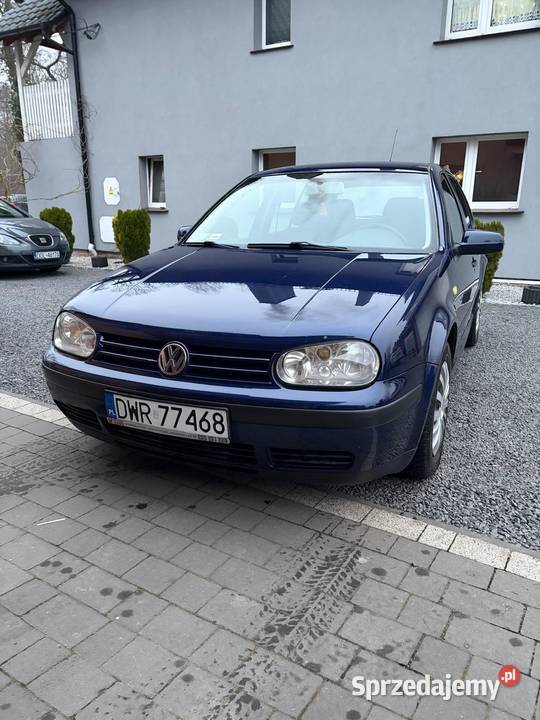 Volkswagen Golf IV 14 2002r benzyna