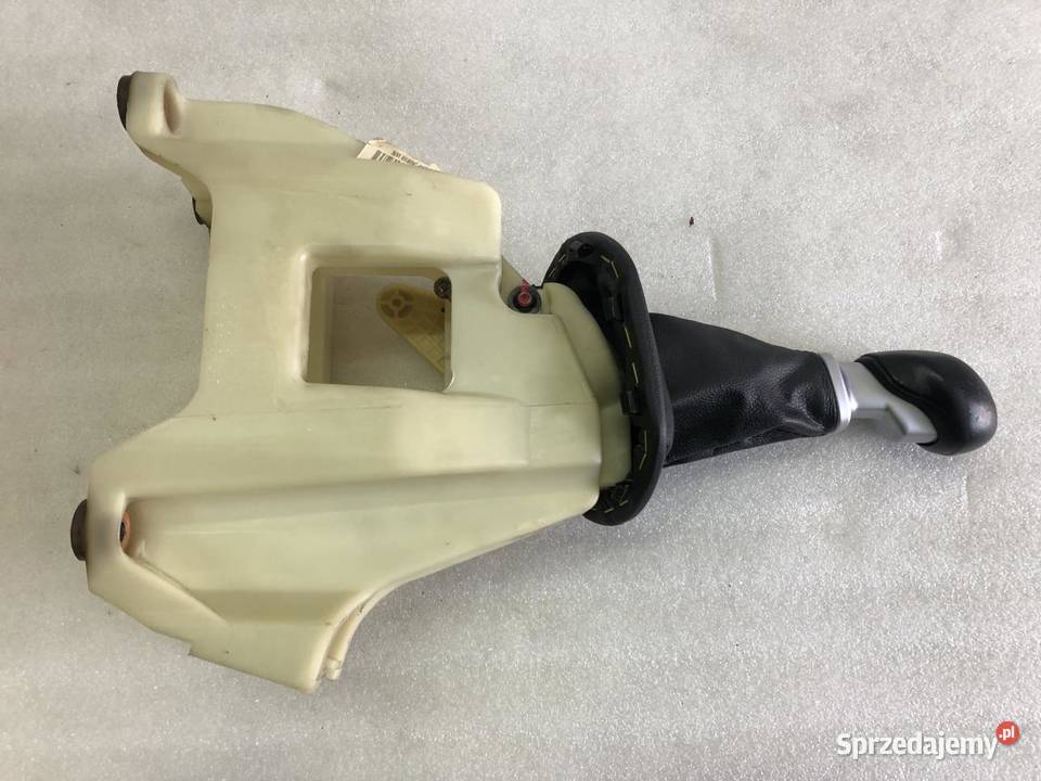 LEWAREK WYBIERAK BIEGÓW 437003U810 SPORTAGE III