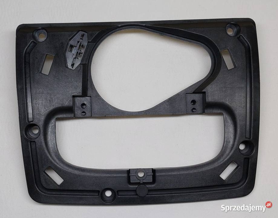 KRATKA KONSOLI GPS VOLVO XC90 LIFT 20032014 sprzedam