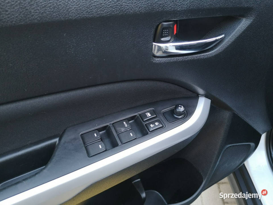 Suzuki Vitara 16 Benzyna 120 Klimatronik Salon centralny zamek Strzegom