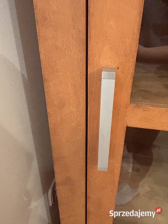 Sprzedam komodę z witryną Maków Podhalański