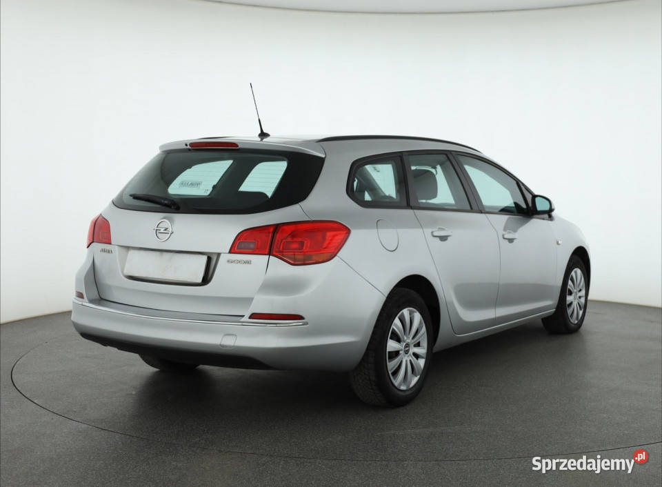Opel Astra 14 T Piaseczno