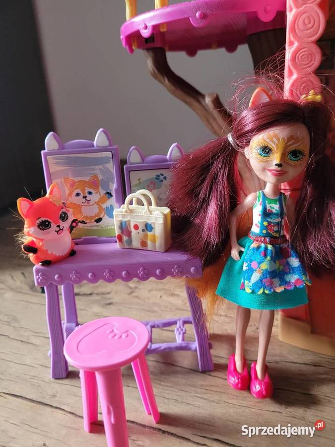 Domek enchantimals 4 laleczki 4 zwierzątka Plastik