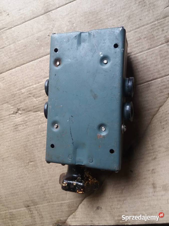 Włącznik przełącznik prądu prl wielkopolskie Lisew