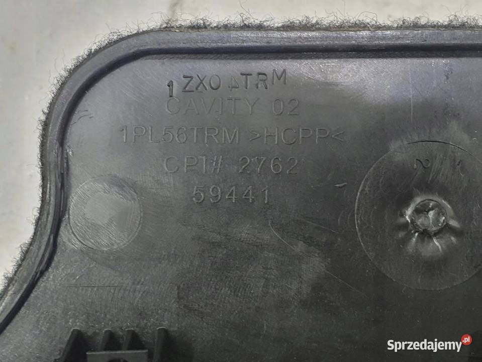 OSŁONA KLAPKA SCHOWKA JEEP GRAND CHEROKEE WK2 osobowe sprzedam