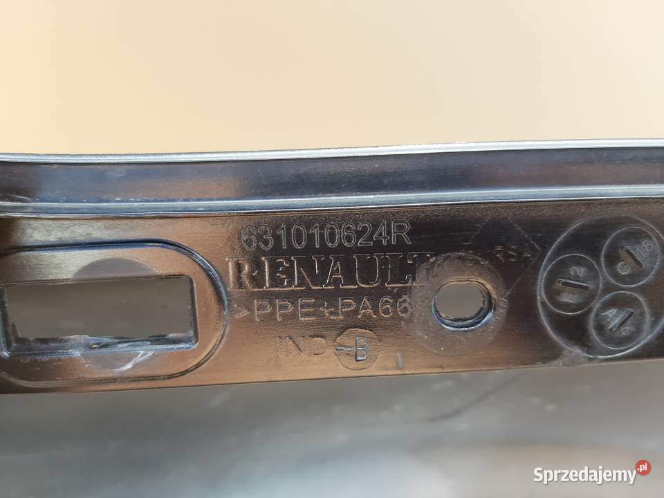 RENAULT CLIO IV BŁOTNIK LEWY PRZÓD 631010624R Trzciel