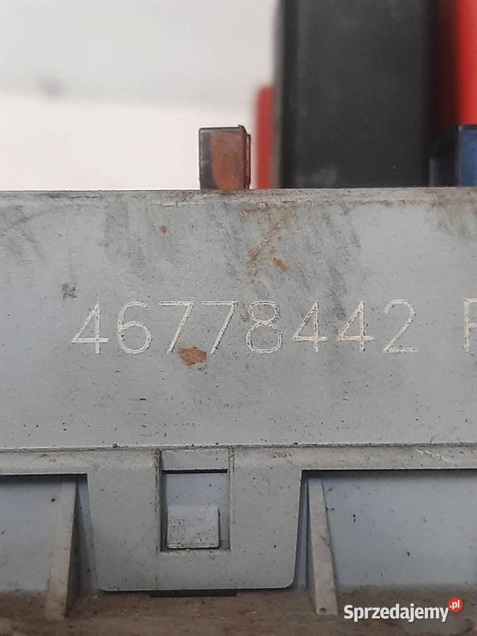 Fiat Punto II 2 skrzynka bezpieczników 46778442 łódzkie Ksawerów