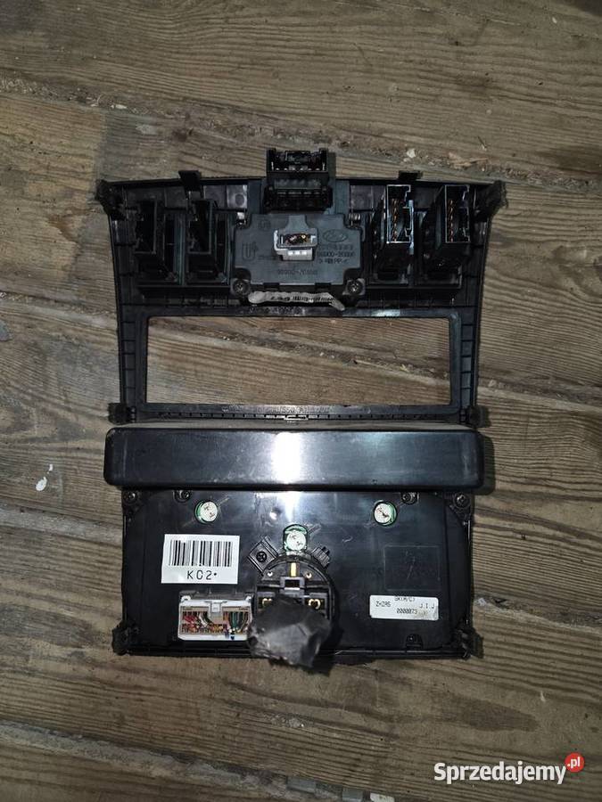 Konsola panel klimatyzacji Hyundai coupe Łagów