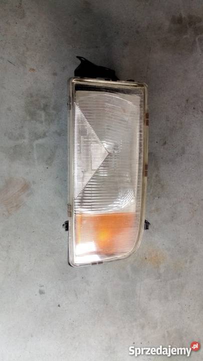 MERCEDES ATEGO 18232528 ZDERZAKLAMPA opolskie Rzędowice