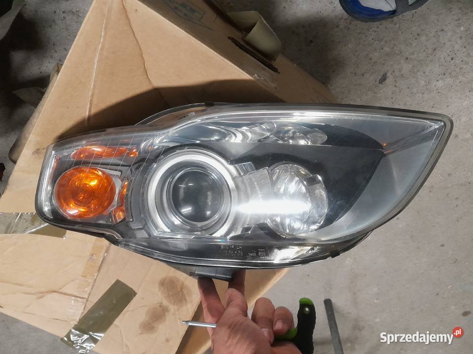 Lampa a4b7 bixsenon skretny