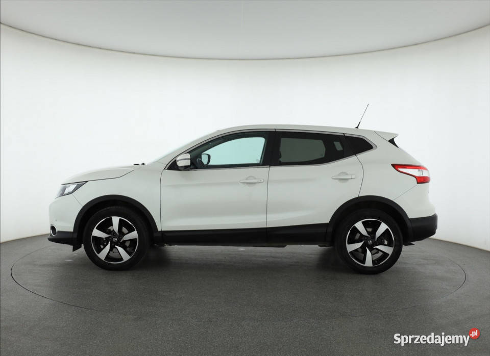 Nissan Qashqai 12 DIGT SUV