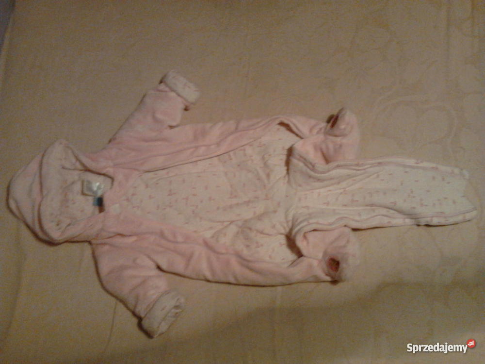 Kombinezon Kubuś Puchatek Rozmiar 74