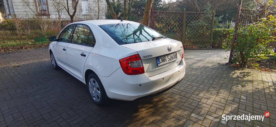 koda Rapid 12 MPI 63 kW 2014 Salon Niski Wrocław