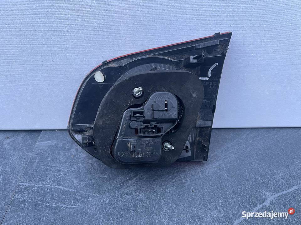 VW GOLF 6 LEWA LAMPA W KLAPĘ Części samochodowe Ostroróg sprzedam