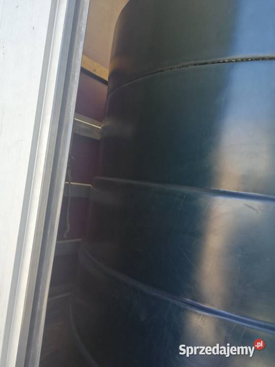 Zbiorniki dwuplaszczowe dystrybutor 5000 I 9000