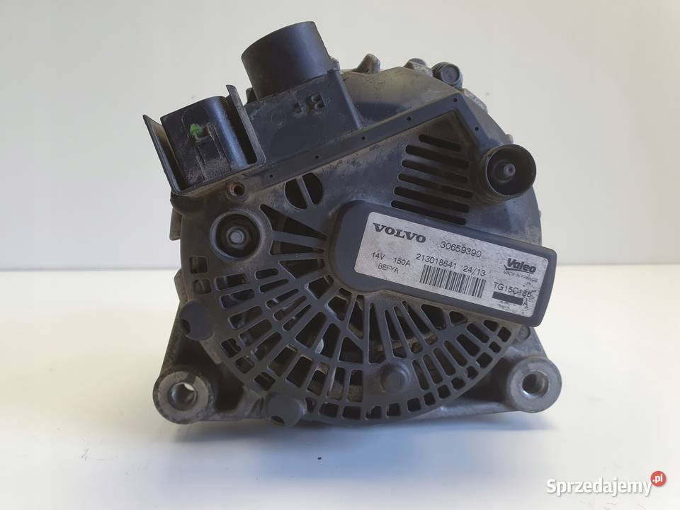 Volvo V70 III 16 D D2 ALTERNATOR valeo 30659390 Janów