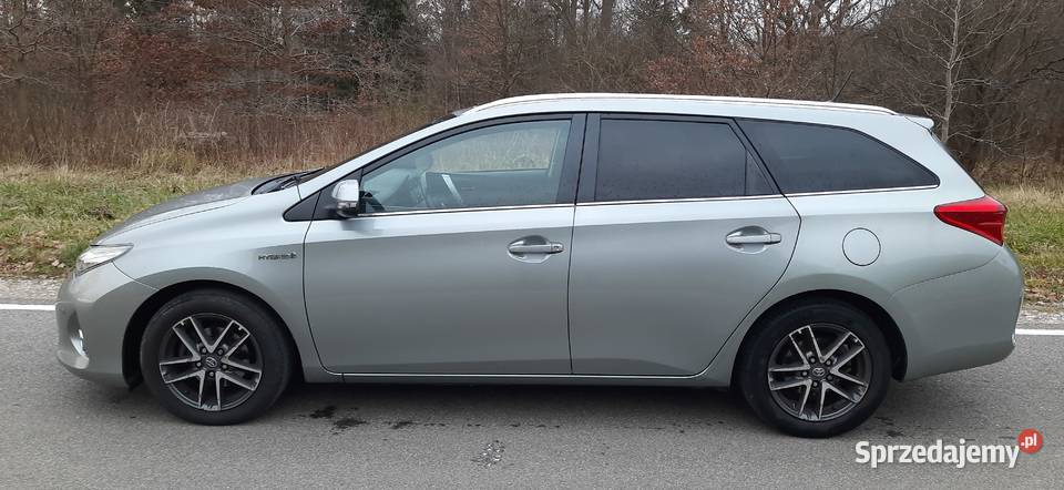 yota Auris 18 Hybryda 2014r 173 Kamera HandsFree 173300km Auris Toyota świętokrzyskie