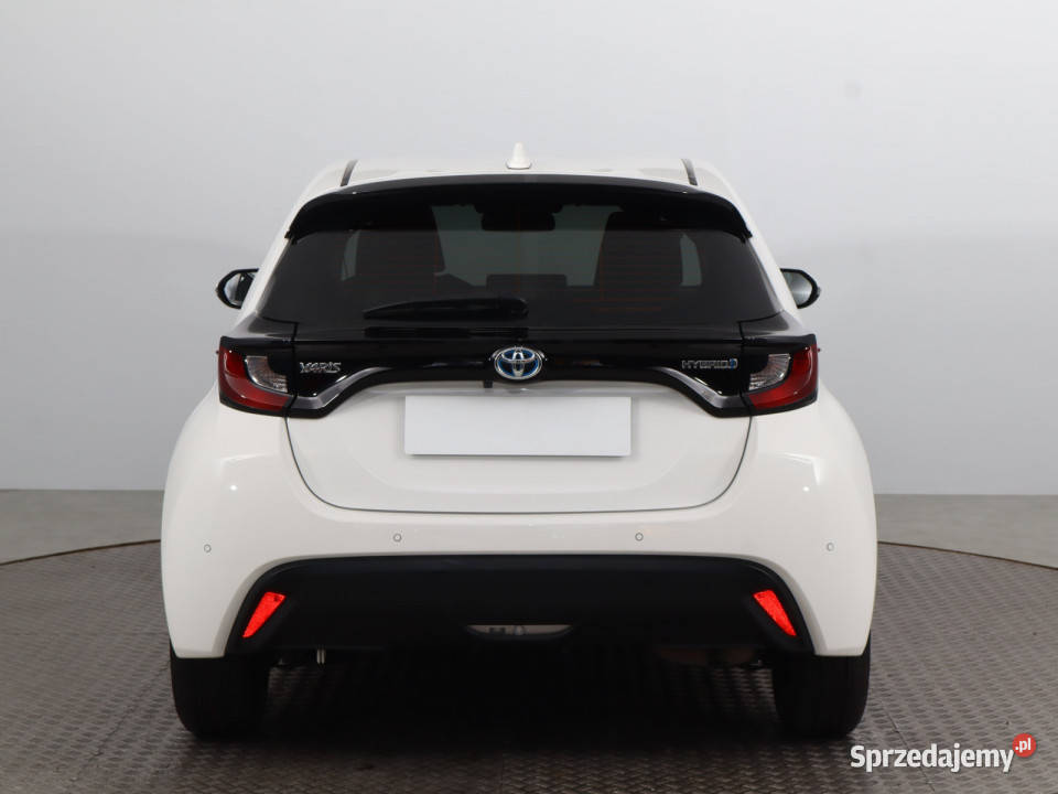 Toyota Yaris 15 VVTi Hybrid