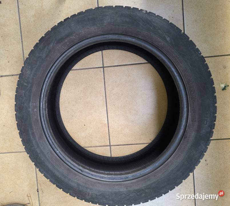 Sprzedam dwie opony używane ZIMOWE 21555 R17 Wadowice sprzedam