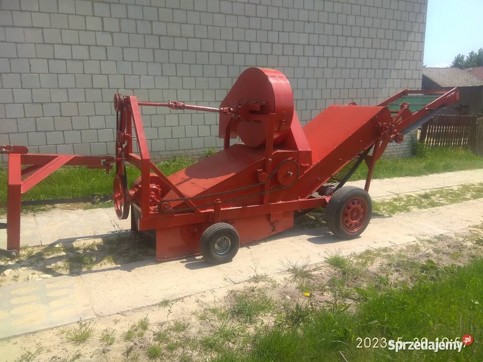 Kombajn mechaniczny do zbioru orzechów laskowych Izdebno