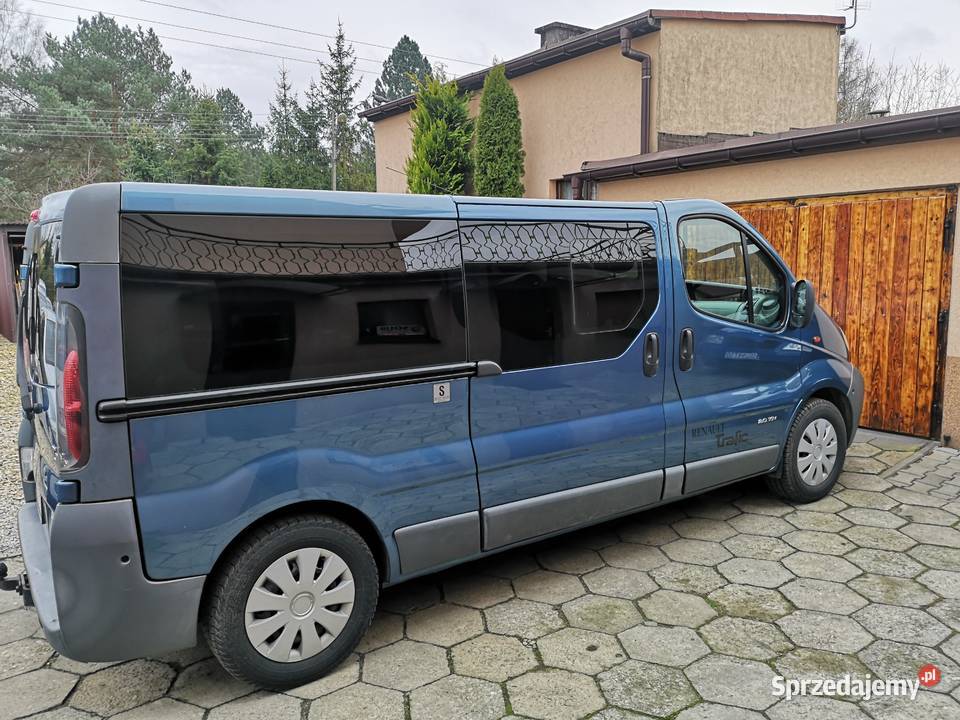 sprzedam renault trafic lpg long 9 osób hak sprzedam