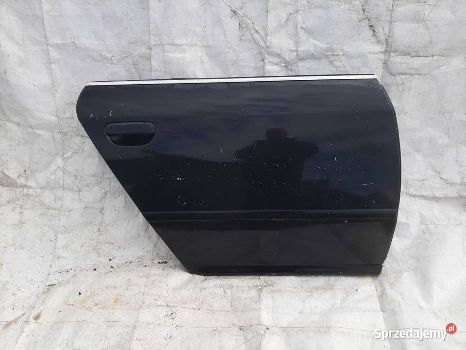 Audi A6 C5 sedan Drzwi prawe tylne prawy tył Ksawerów