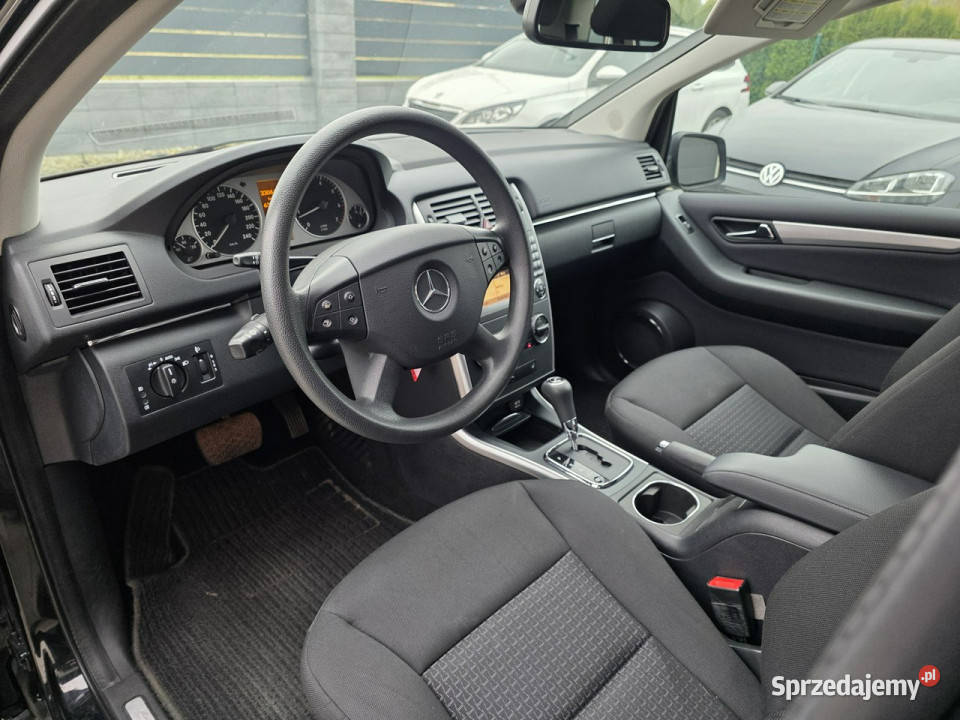 Mercedes B 180 63950 AUTOMAT zadbany PANORAMA czujnik deszczu Czarnków