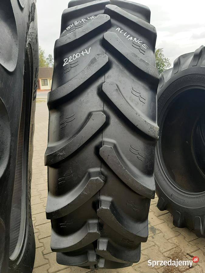 2x Opona używana rolnicza 48080R46 184R46 Zaścianki