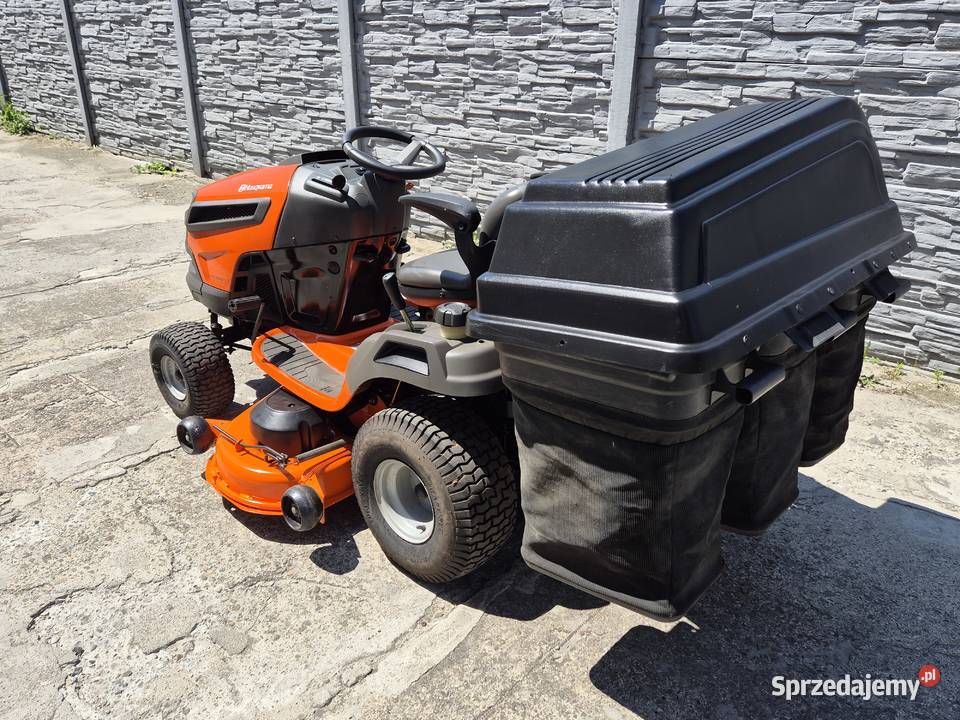 Traktorek ogrodowy kosiarka Husqvarna YTA 24V48 Zaczernie