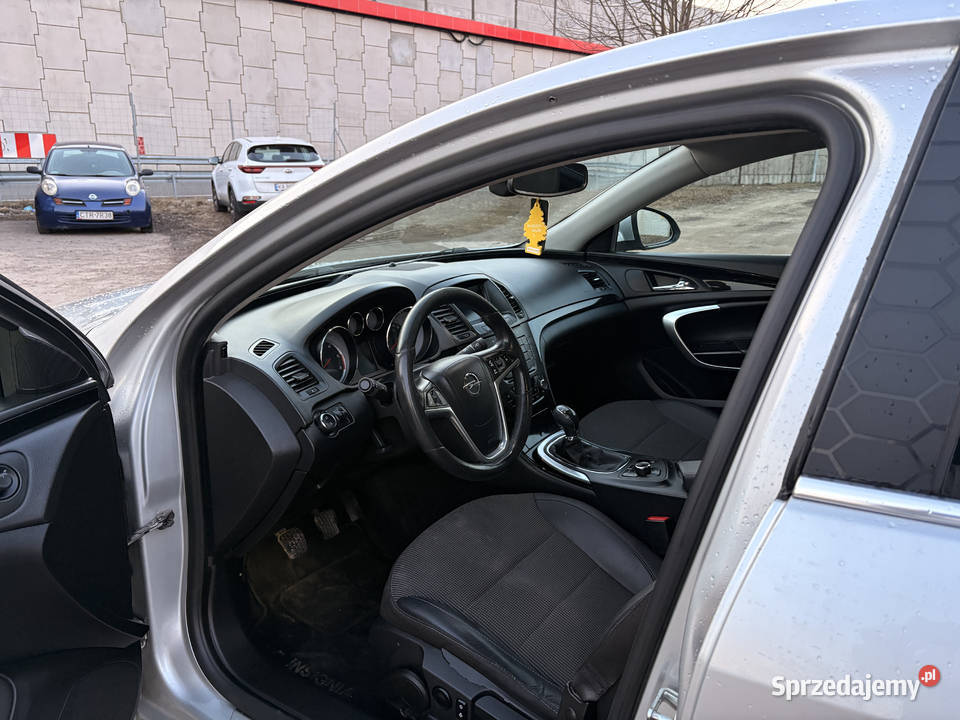 OPEL INSIGNIA A 2011 160KM Warszawa