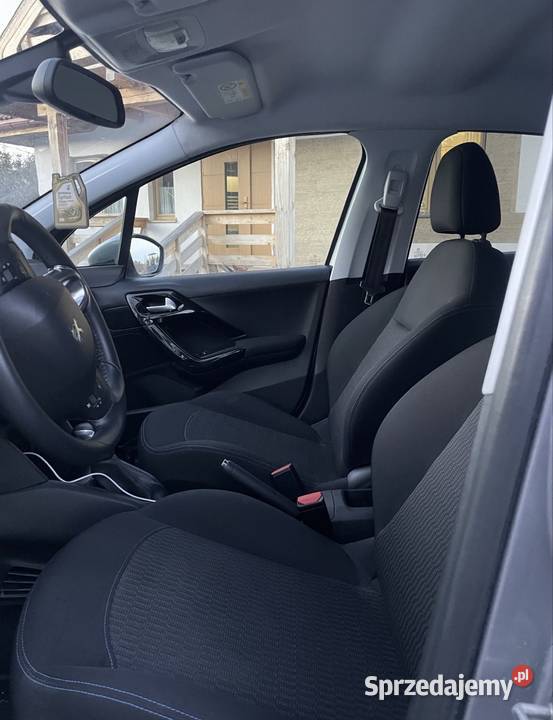 Peugeot 208 Sucholaski