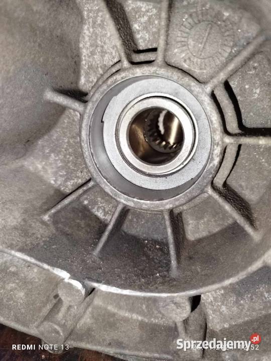 Skrzynia biegów Ford Fiesta 125 8A6R 7002 CA Trześniów