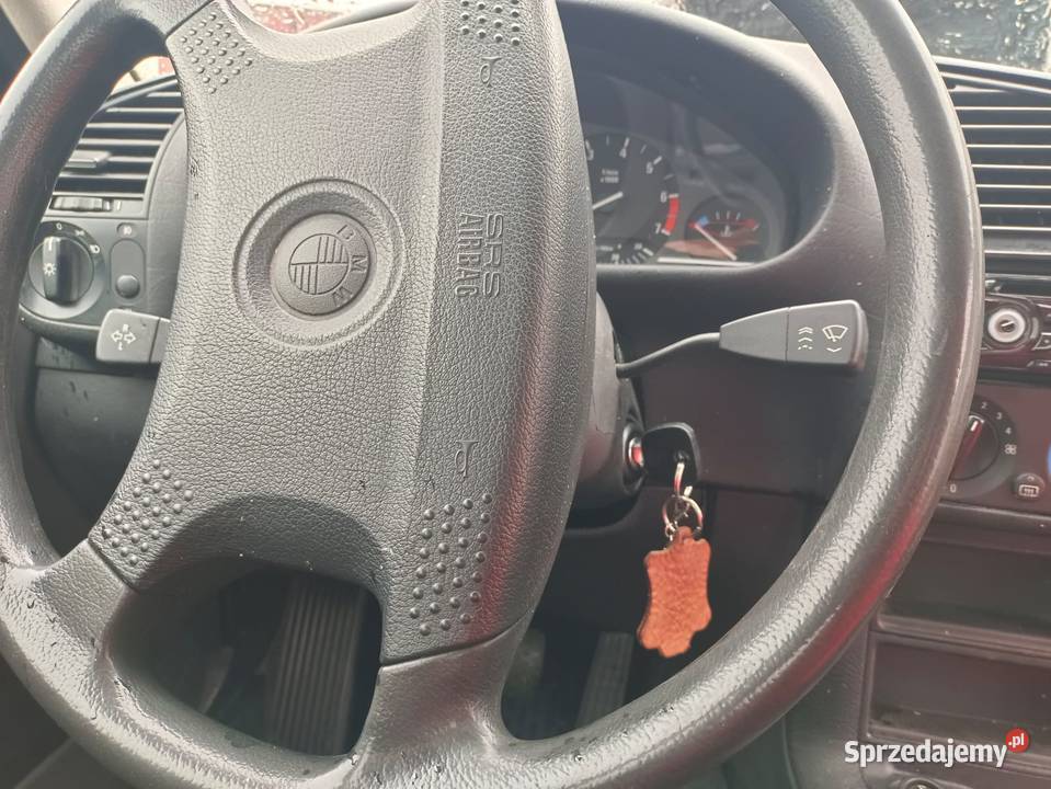 BMW 318 wydech cl63 AMG m43 jeden właściciel Sedan / Limuzyna Częstochowa