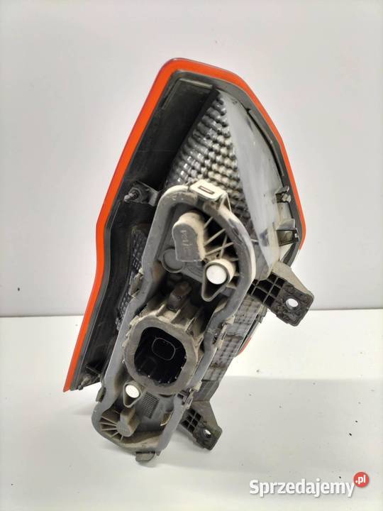 LAMPA TYŁ PRAWA EU ET7613404AF Ford Tourneo