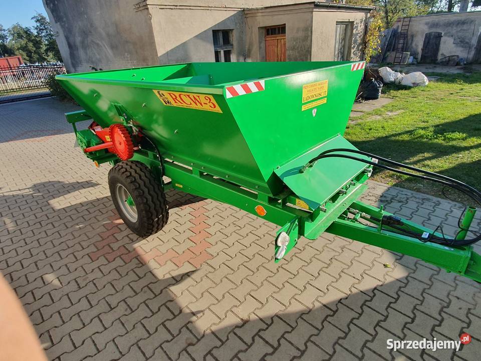 Rozsiewacz wapna rcw 3 piast rozrzutnik nieuszkodzony wielkopolskie Kostrzyn