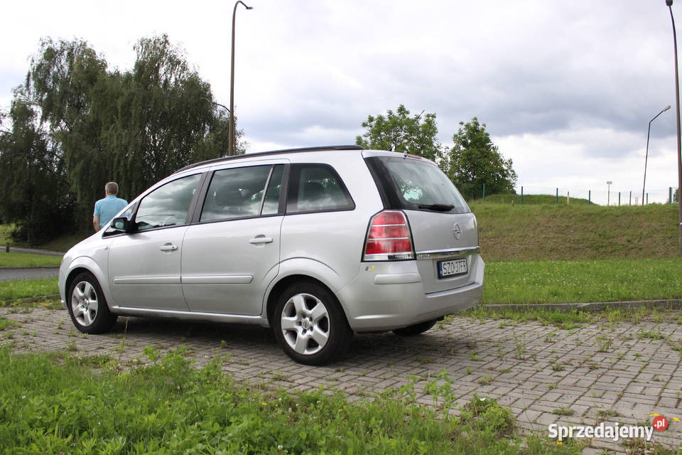 Zafira 18 Polski Salon pierszego wł manualna Żory