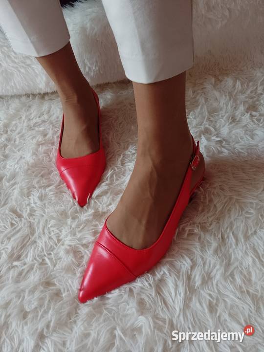 3940 Czerwone baleriny z odkrytą piętą z Londynu Balerinki Moda i Styl małopolskie Kraków