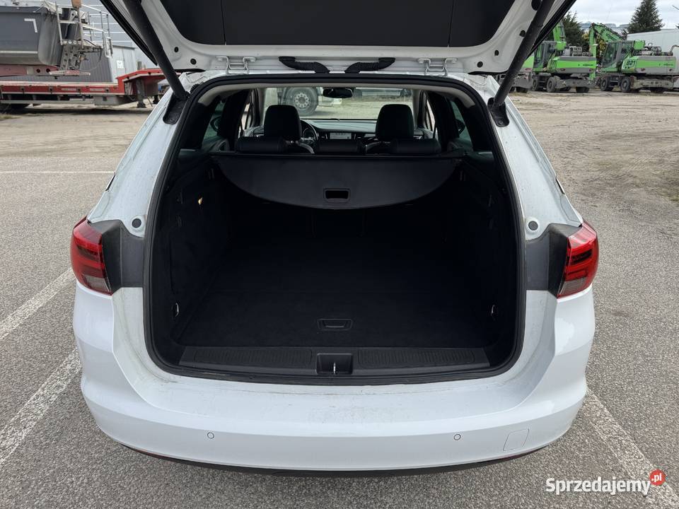 Opel Astra 14 BENZYNA Klimatronik Navi Ledy centralny zamek