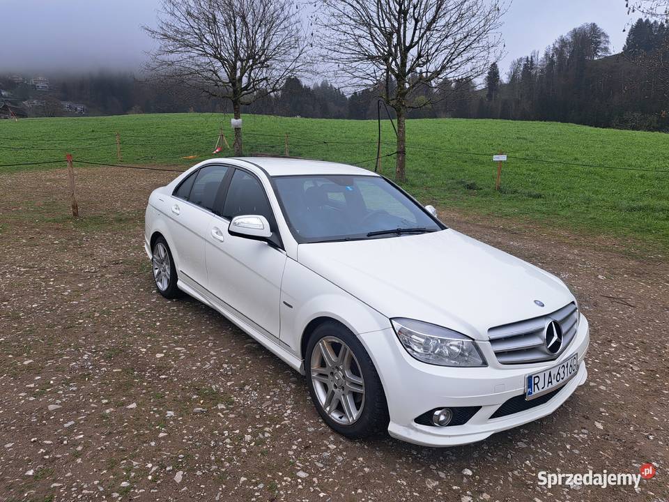 Mercedes w 204 Grabowiec