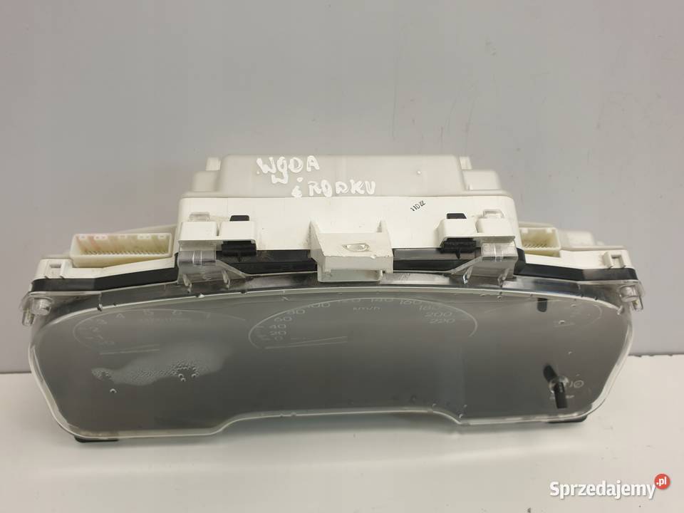 LICZNIK ZEGARY euro Toyota Avensis Verso 20 VVTI Liczniki i zegary Rudka