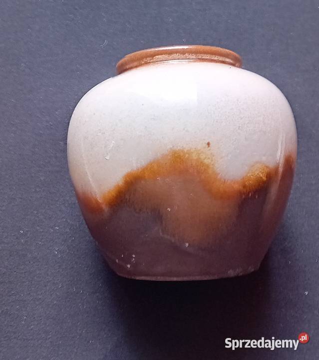 Wazon Fat Lava w formie kuli DuemlerBreiden Porcelana i szkło Koźminek