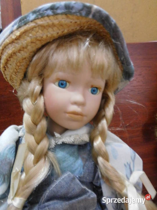 Lalka z porcelany z koszyczkiem Oleśnica