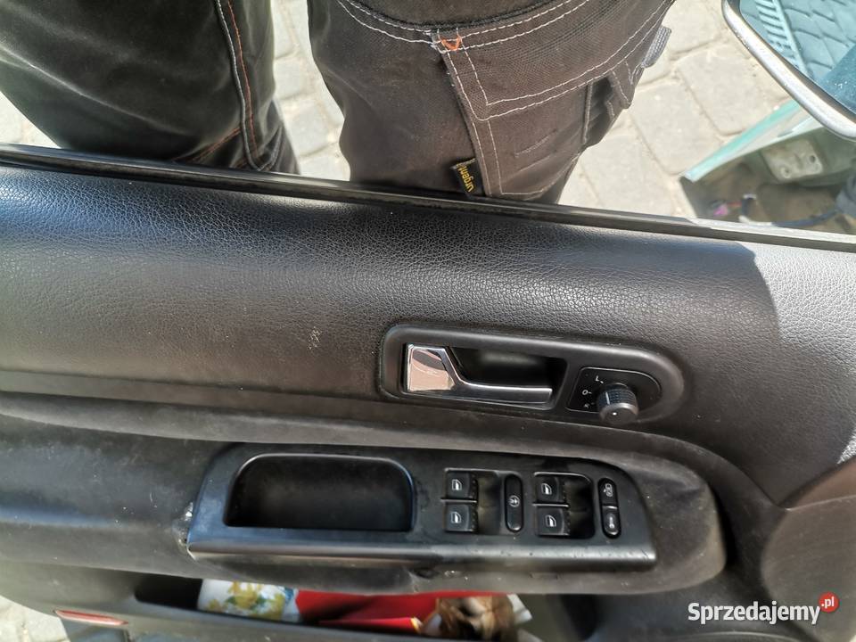 VW BORA DRZWI LEWY PRZÓD LC6M Nowy Sącz sprzedam