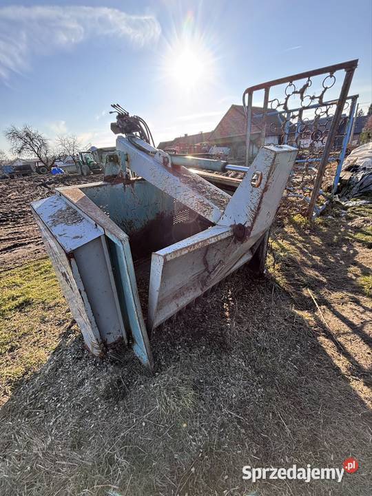 Paszowóz zawieszany samozaładowczy Strzelce Opolskie sprzedam