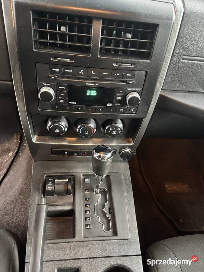 Jeep liberty ładny i zadbany USA isofix Białystok