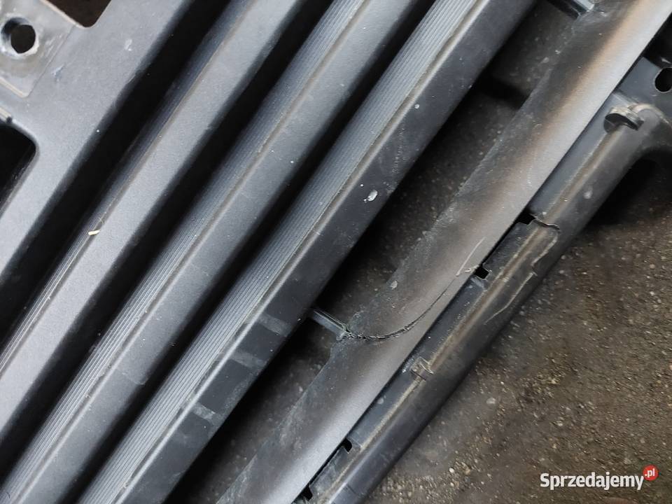 Suzuki Swift MK8 2017 Atrapa Grill Przod Części samochodowe śląskie Kłobuck sprzedam