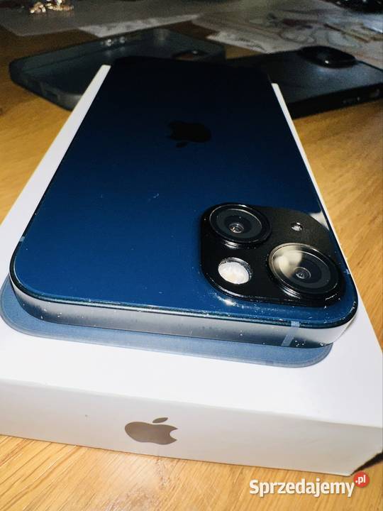 Apple iPhone 13 256GB komplet 3 etui