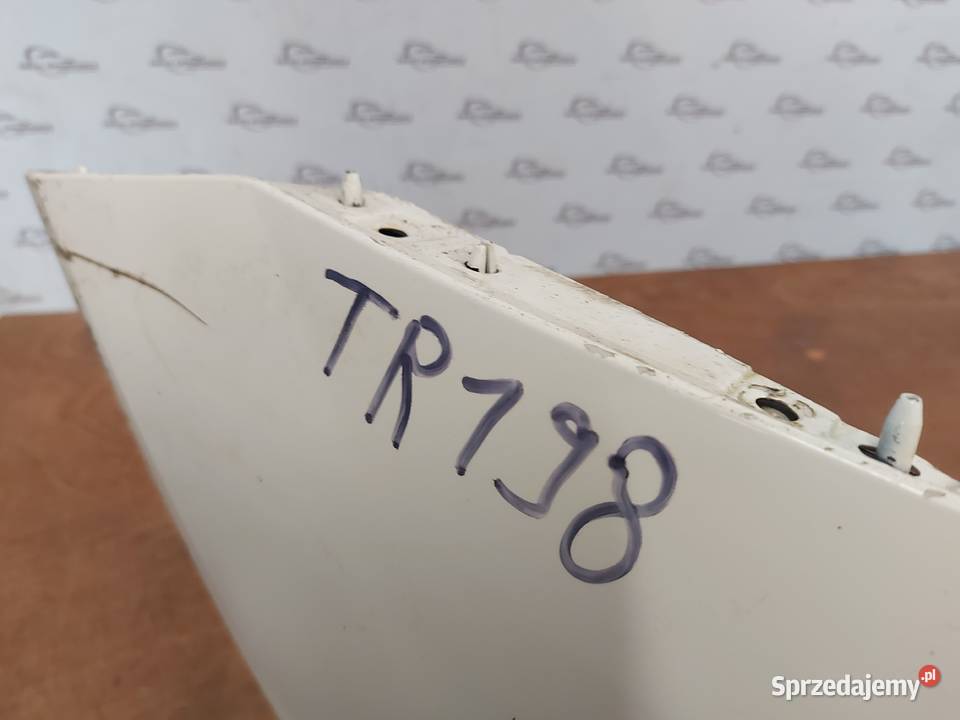 FORD FOCUS MK1 I zderzak przód 98AB17757HCW Kielce sprzedam